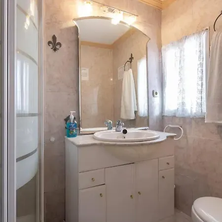 Charming In With Private Pool Vila *