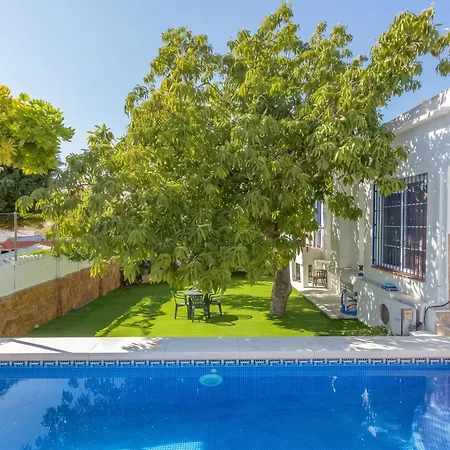 Villa Charming In With Private Pool