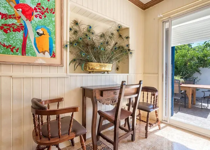 Charming In With Private Pool