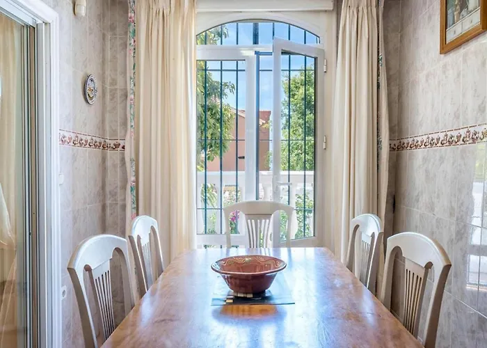 Charming In With Private Pool Villa Marbella